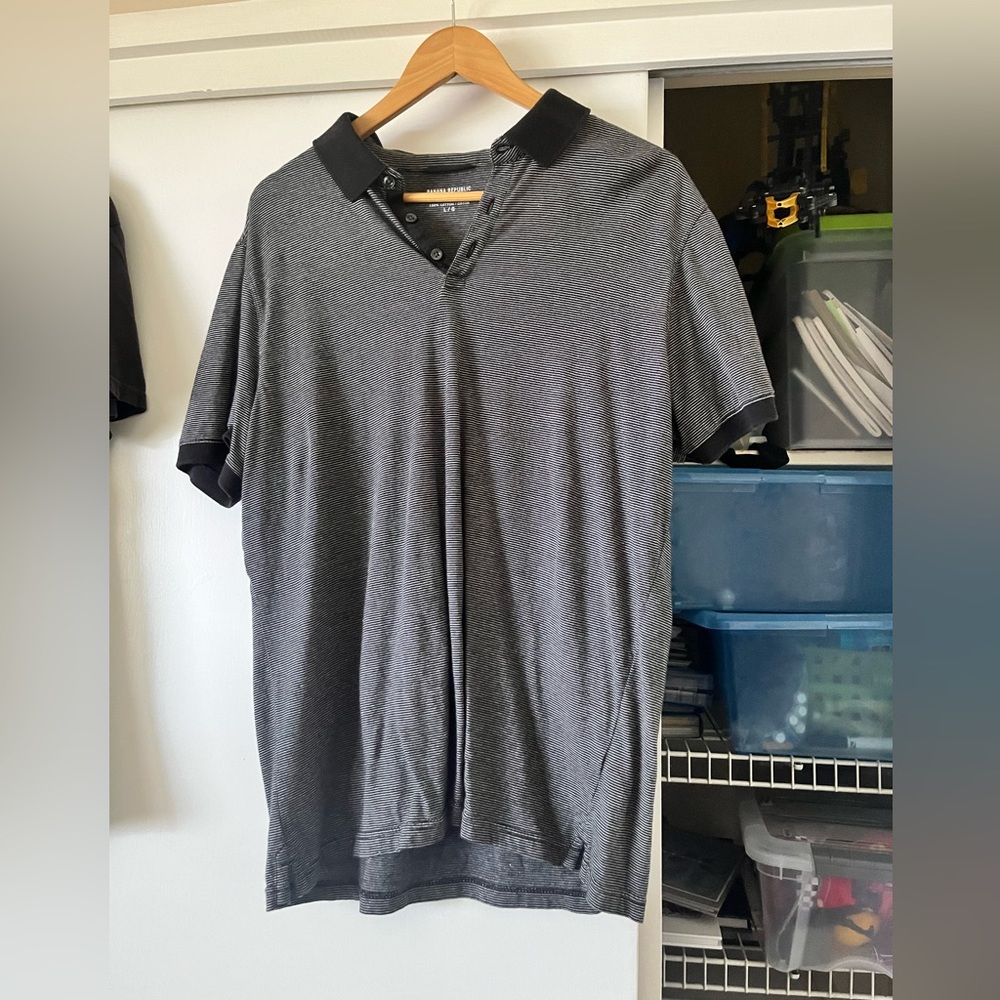 Banana Republic polo shirt men’s L